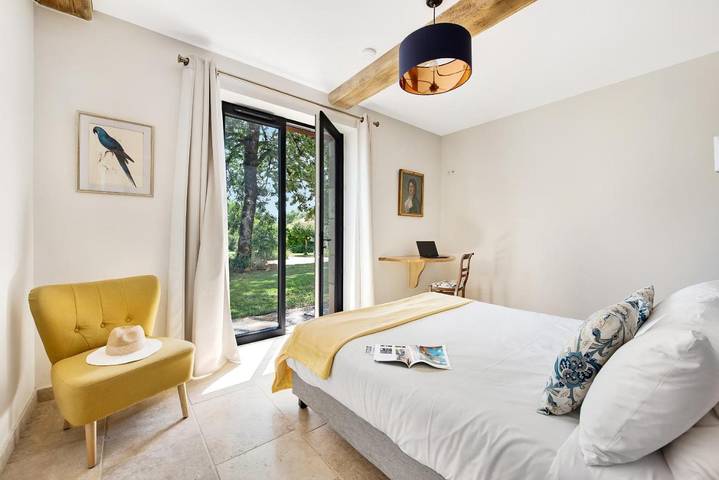 Chambre d’hôte pour 2 personnes, avec piscine ainsi que jardin et vue, adapté aux familles à Saint-Antonin-Noble-Val - 3