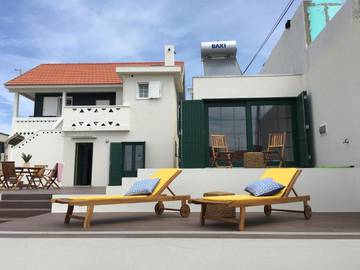 Gîte pour 2 personnes, avec terrasse et vue dans Cortegaça