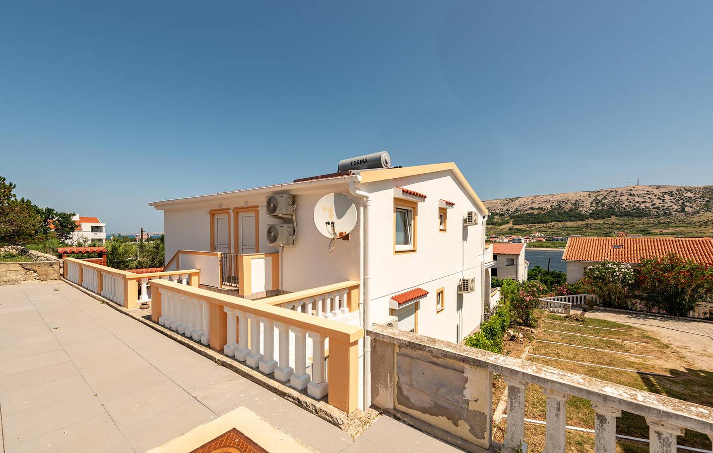 Cały apartament wypoczynkowy, Apartament wakacyjny dla 3 osób z ogród in Pag, Pag (Wyspa)