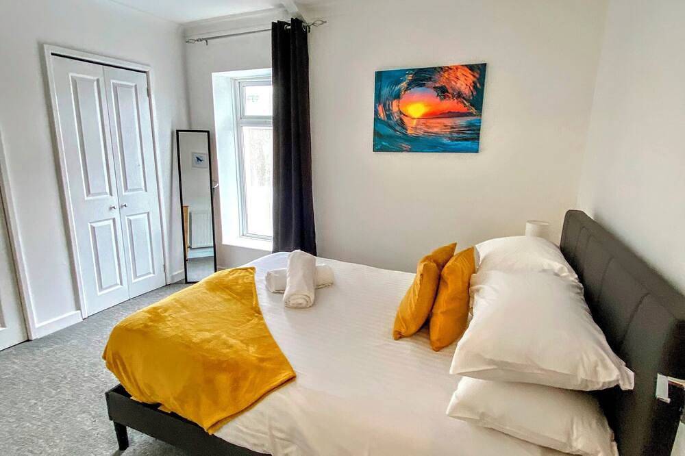 Convenient and comfortable home in Swansea in Swansea, Swansea region