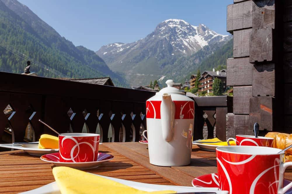 Chalet A Coeur by Interhome in Grimentz, Anniviers