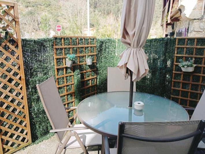 Casa rural para 4 personas, con vistas y terraza en Val de San Vicente - 2