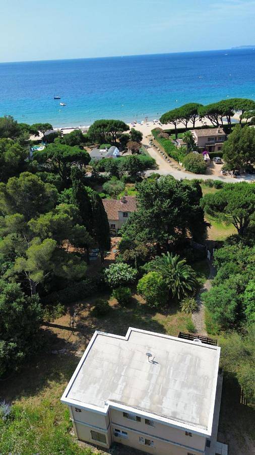 Location de vacances pour 12 personnes, avec jardin et vue dans Plage du Débarquement (La Croix-Valmer) - 4