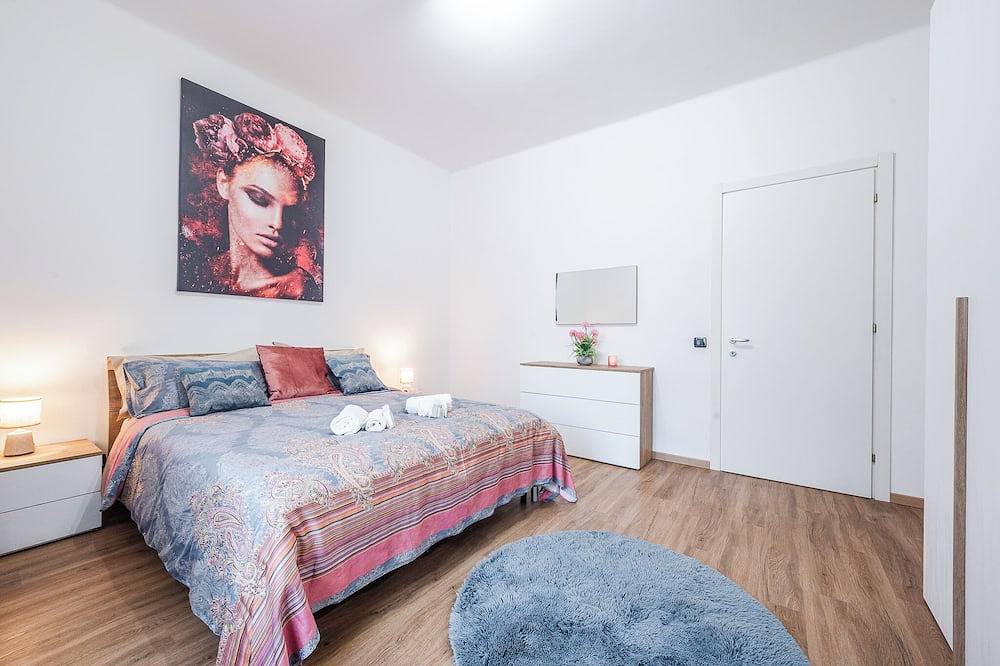 Appartamento intero, *[Essenza Moderna]* vicino all'Ospedale ed al Centro in Brescia, Prealpi Gardesane