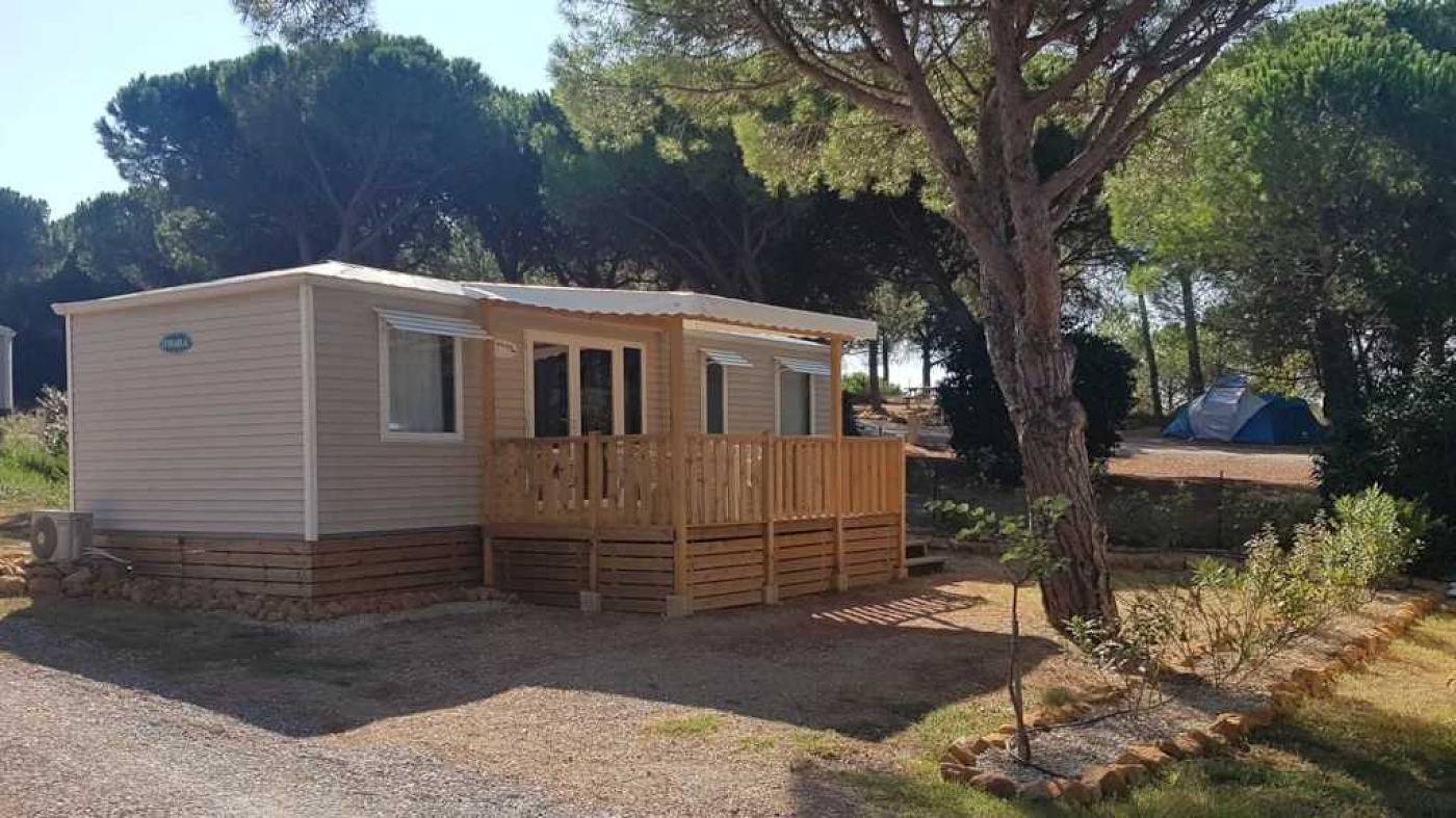 Camping 3 étoiles - Piscine  - ccbaheh in Bizanet, Region de Narbonne