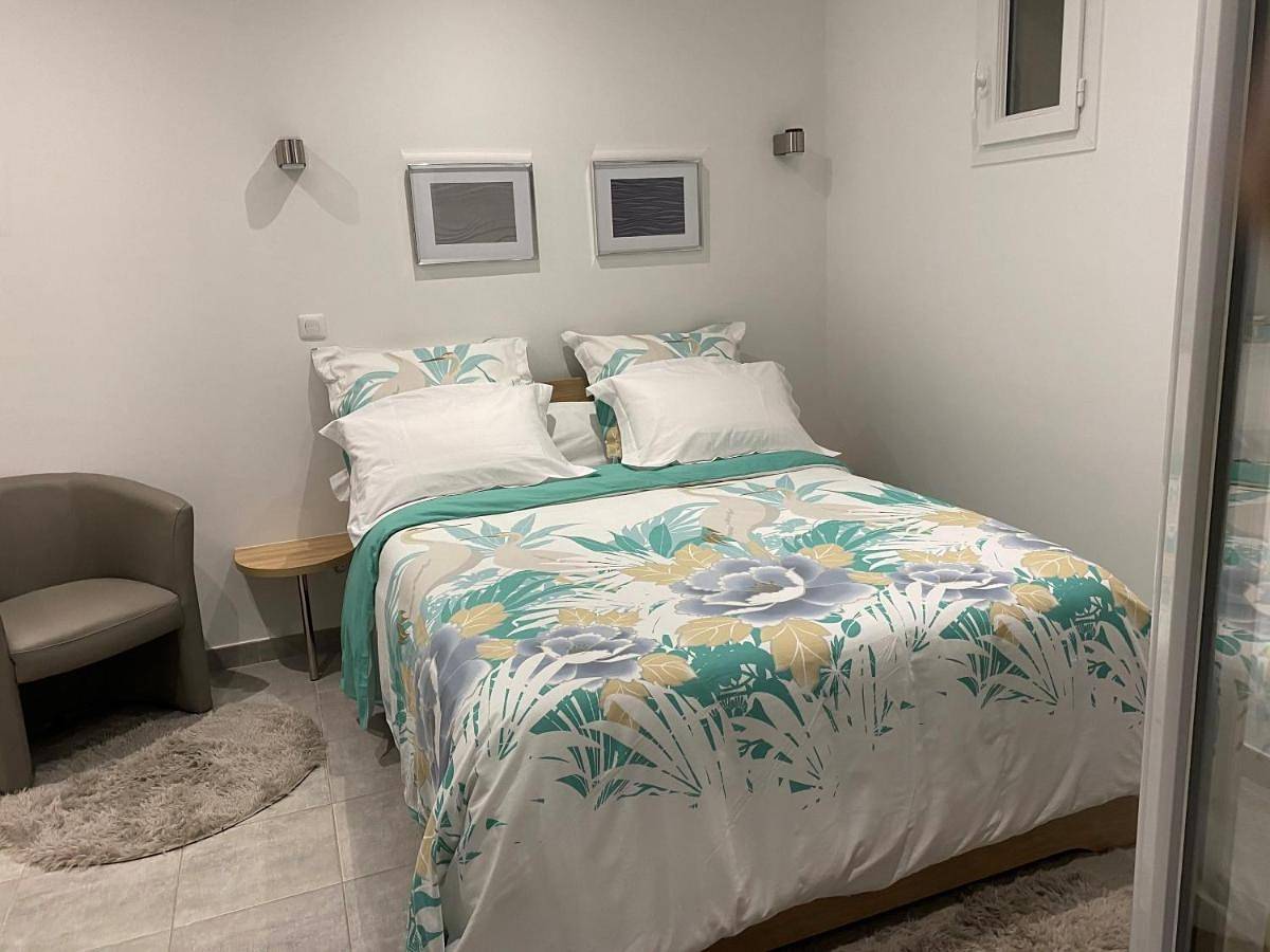 Appartement entier, Dominicaine Nord, Studio meublé in Amilly, Région de Montargis