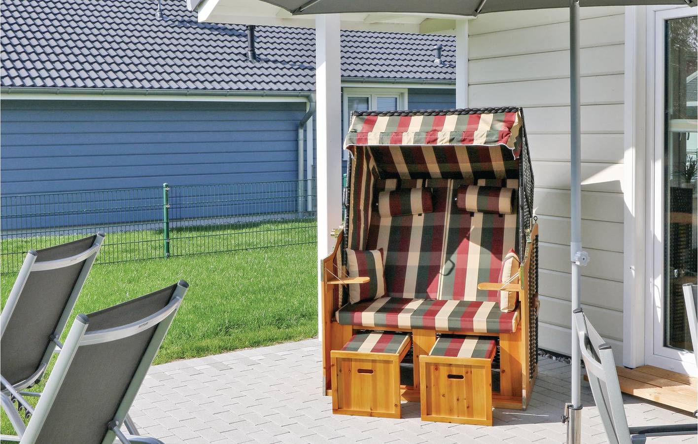 Zufluchtsort an der Küste: 80 Quadratmeter mit Terrasse und Parkplatz in Dagebüll, Nordsee - Schleswig-Holstein