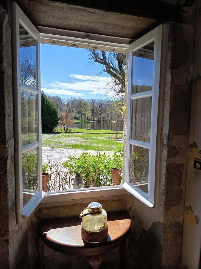 Maison d’hôte pour 2 personnes, avec vue sur le lac et vue ainsi que jardin et piscine dans la Creuse - 4