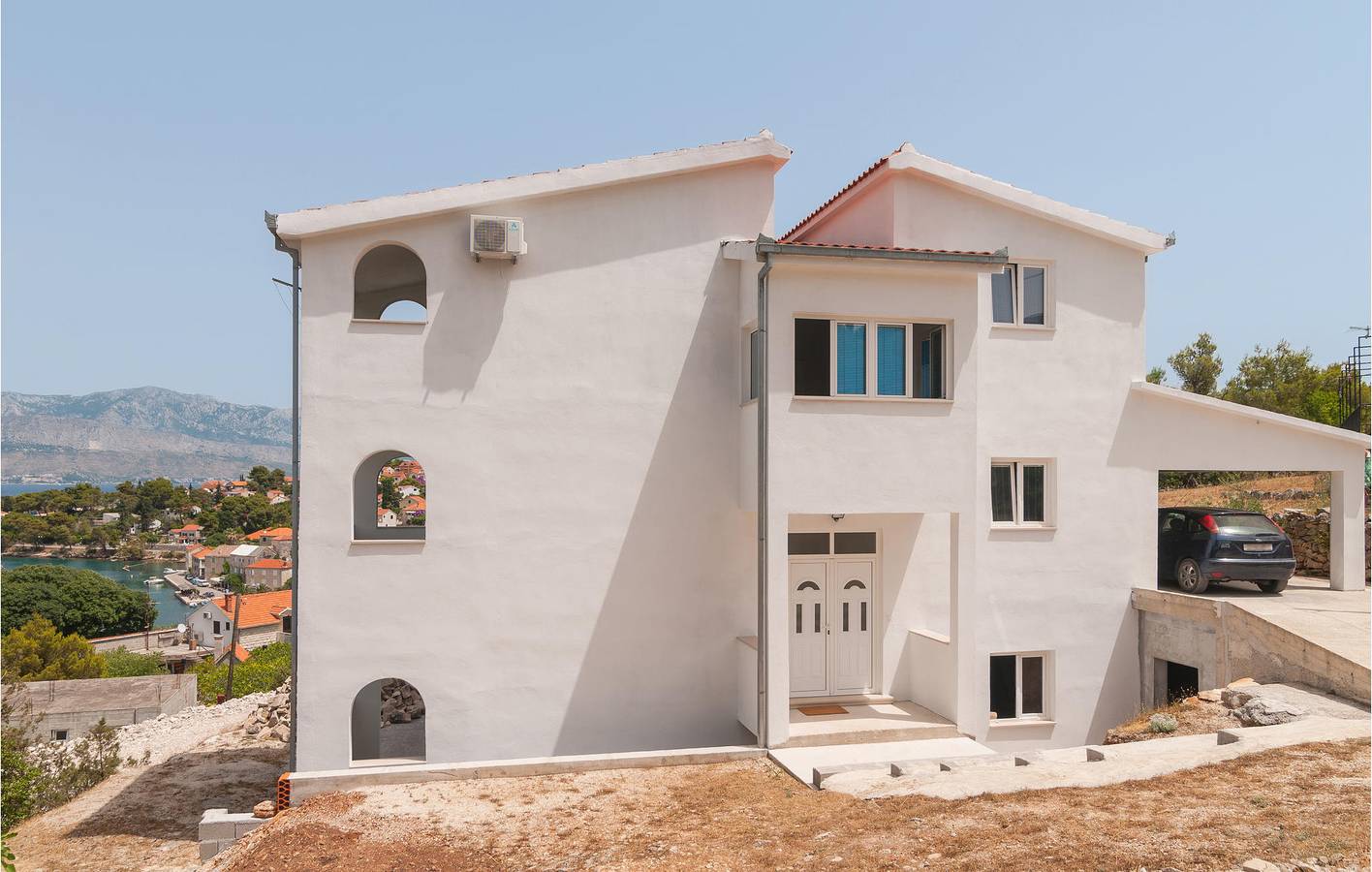 Entire holiday apartment, Holiday apartment for 4 people with garden in Supetar, Brac