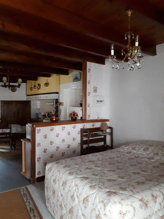 One-Bedroom House in Lascabanes, Quercy