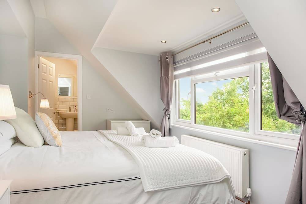 2 bedroom accommodation in Branscombe in Branscombe, Devon
