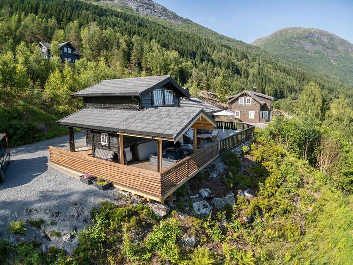 Ferienhaus für 10 Personen, mit Seeblick und Sauna sowie Garten und Ausblick, mit Haustier in Stryn - 4