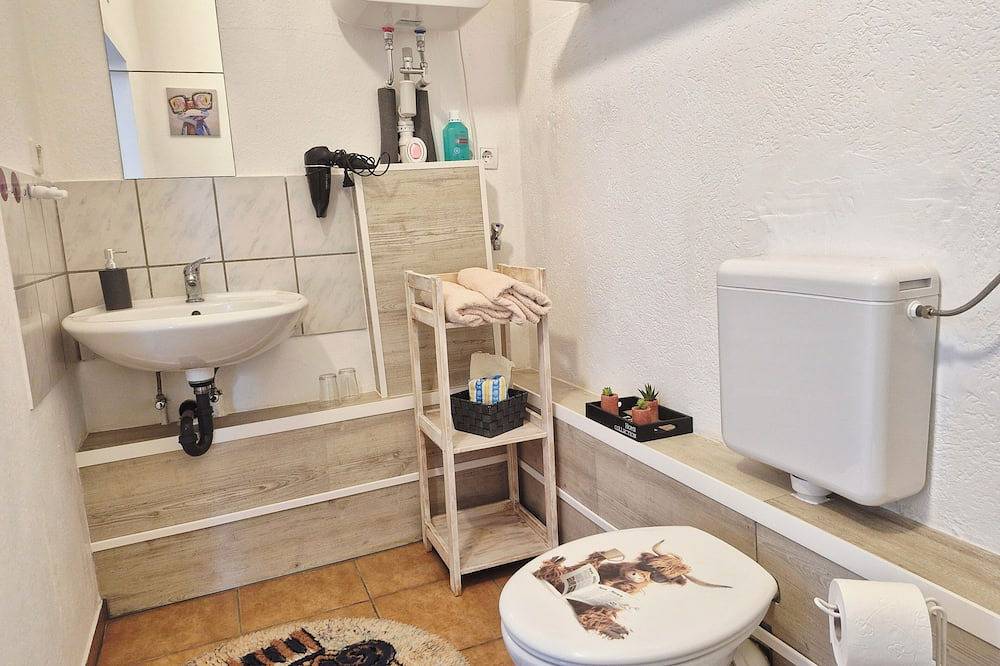 Ganze Wohnung, Ferienwohnung Nr 1 in Bad Langensalza, Unstrut-Hainich-Kreis