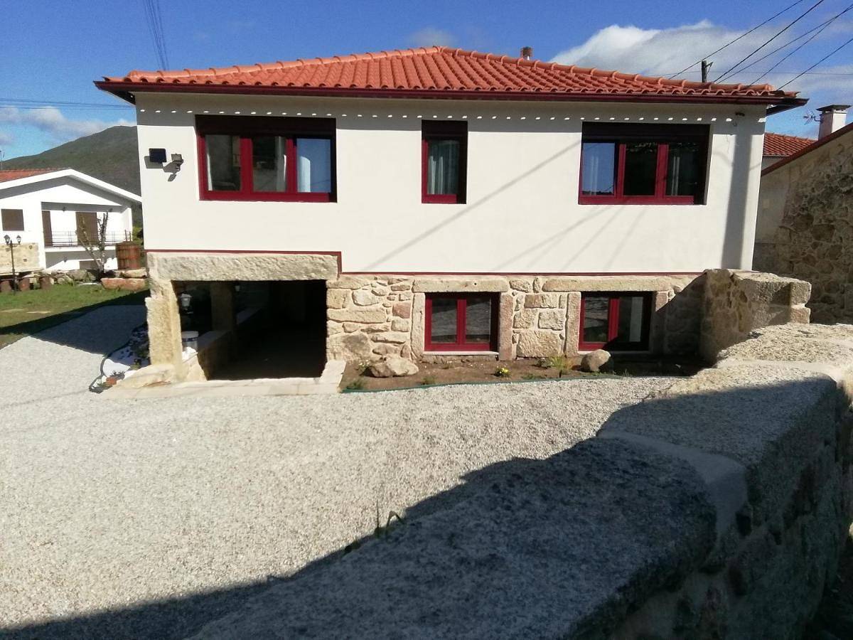 Apartamento inteiro, One-Bedroom Apartment in Entre Ambos-os-Rios, Distrito de Viana do Castelo