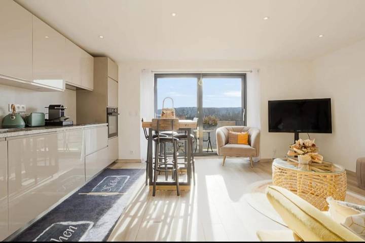 Gîte pour 4 personnes, avec Balcon ainsi que Terrasse et Vue à Contamine-sur-Arve