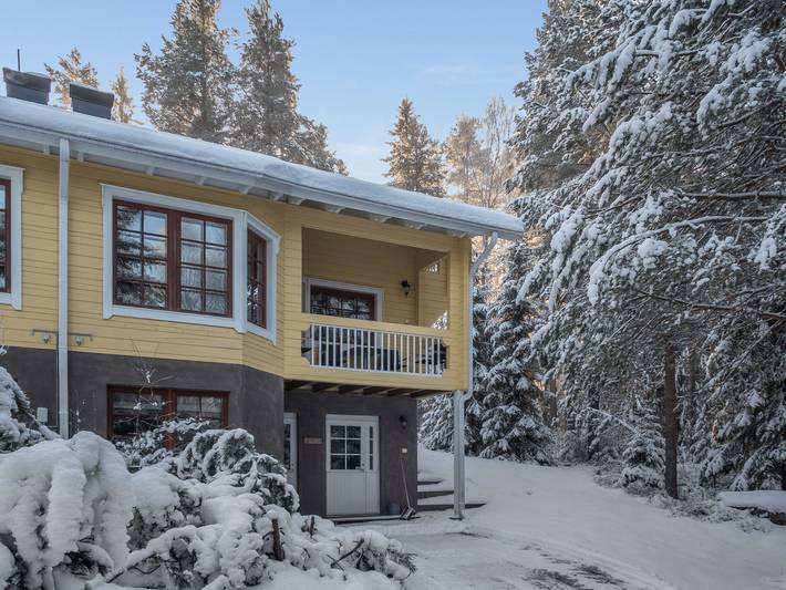 Vaarapirtti / tähti in Vuokatti, Nuasjärvi