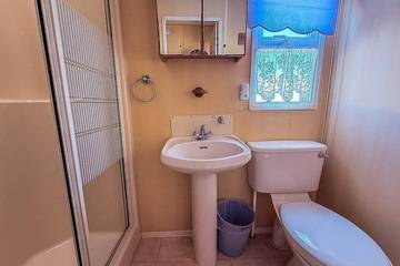 Glamping for 6 People in Waveney District, Suffolk, Photo 4