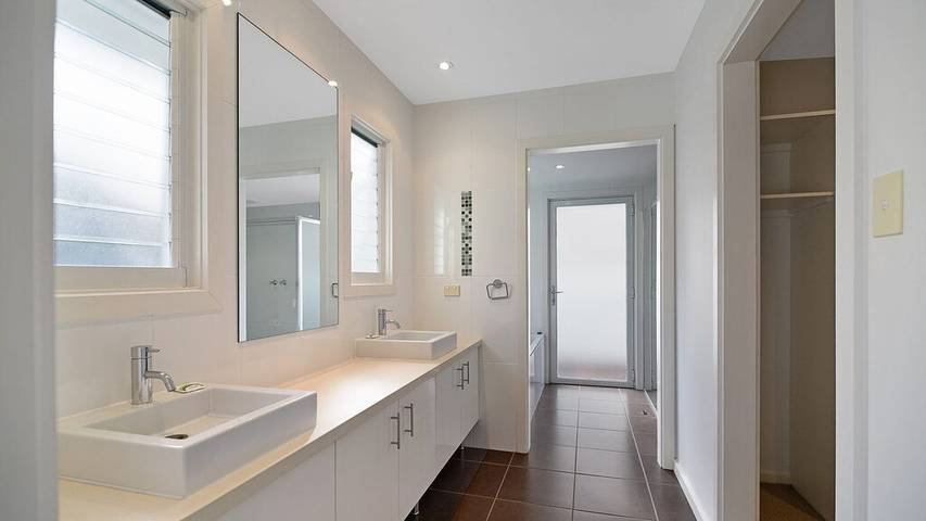 Holiday home for 9 people, with garden in Peregian Beach