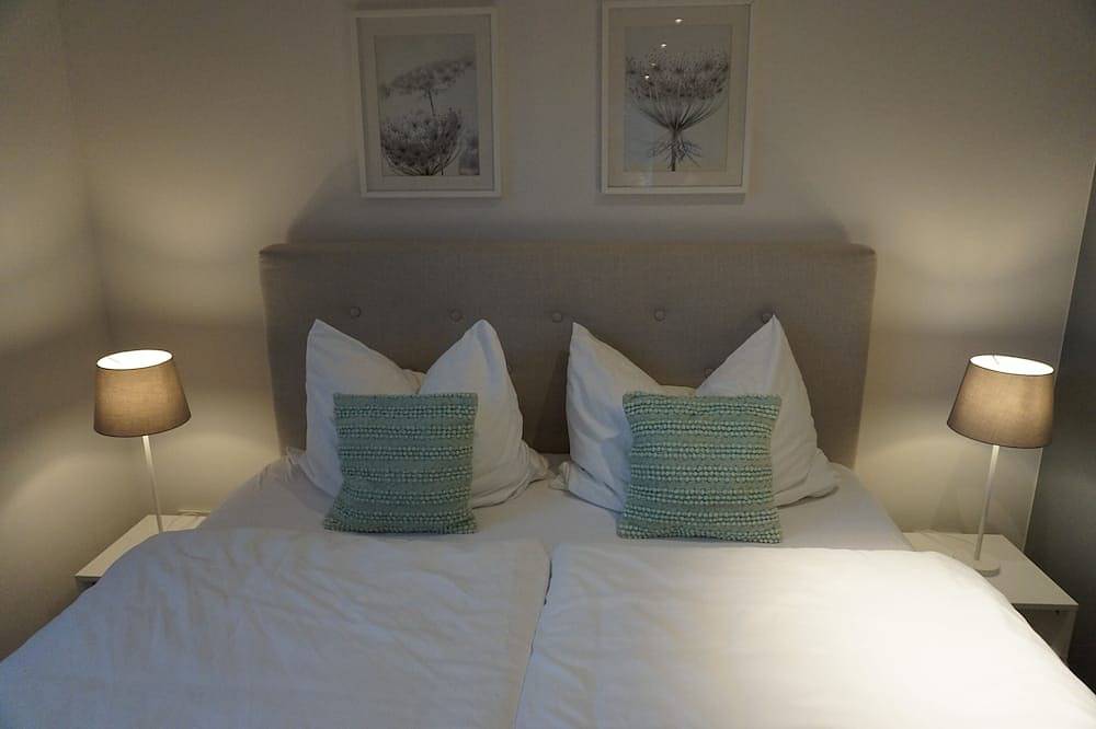 Ganze Wohnung, Penthouse Burgblick mit traumhaften Ausblick in Staufen im Breisgau, Südschwarzwald