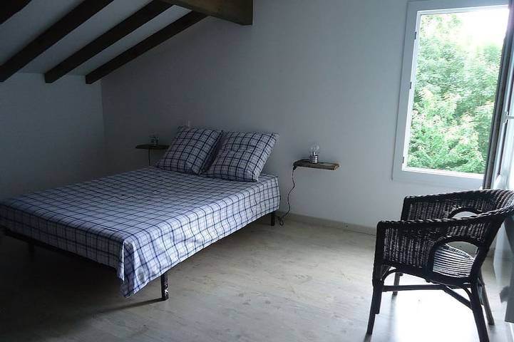 Location de vacances pour 13 personnes, avec terrasse et jardin, animaux acceptés à Saint-Pierre-d'Irube - 4