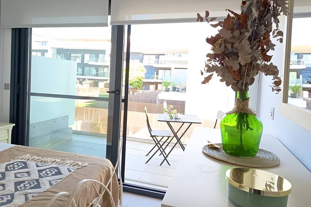 Ferienhaus 'Casa Bakara La Brisa Zahara Beach' mit Gemeinschaftspool, privater Terrasse und Wlan in Playa Zahara de los Atunes, Barbate