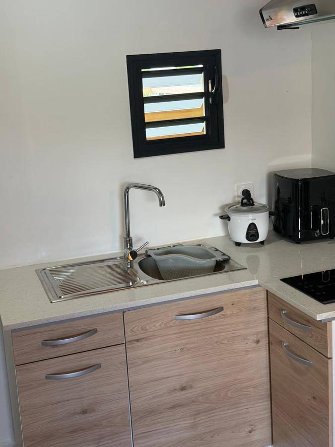 Gîte pour 2 personnes, avec vue ainsi que piscine et terrasse dans Sainte-Rose (La Réunion) - 3