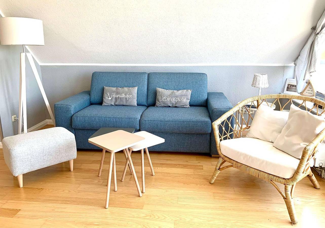 Ganze Wohnung, Modernes Apartment Sonnendeck 23 mit Balkon und idealer Lage in Zingst in Zingst, Fischland - Darß - Zingst