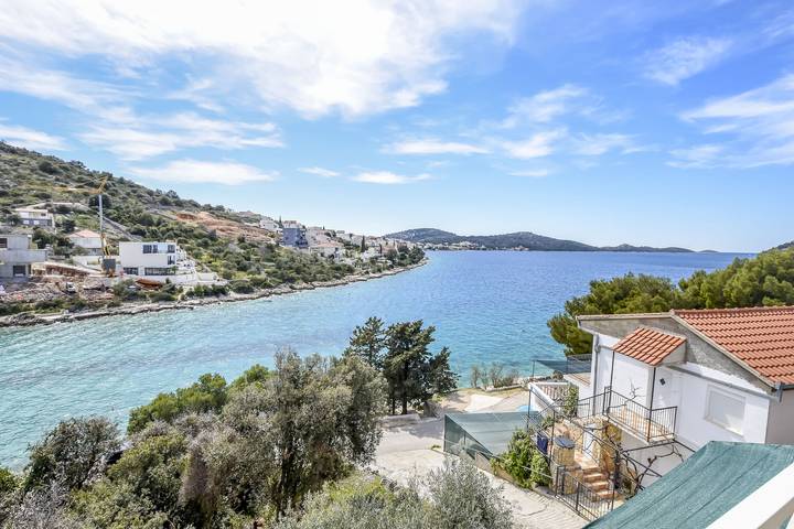 Ganze Wohnung, Apartment Seafront Apartments in Razanj, Šibenik-Knin
