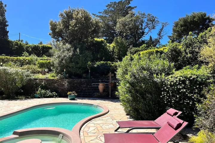 Villa pour 10 personnes, avec piscine ainsi que vue et jardin dans Le Lavandou - 3