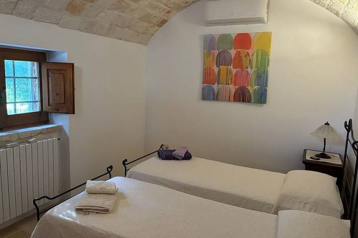 Wunderschön restauriertes Trullo im Herzen des Itria-Tals in Ostuni, Salento