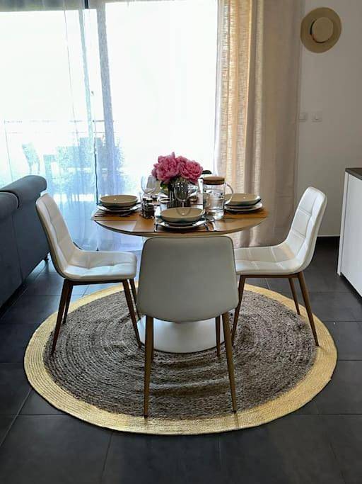 Appartement entier, Two-Bedroom Apartment in Lucciana, Région de Bastia