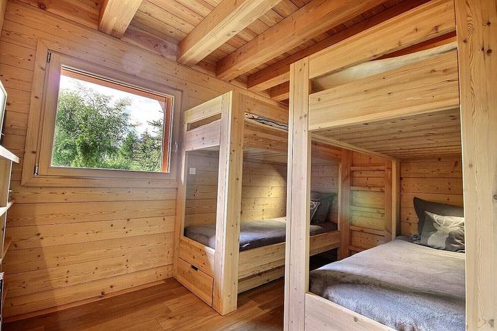 Appartement entier, Appartement dans chalet contemporain,  jardin privatif et terrasse ensoleillée in Le Monêtier-les-Bains, Serre Chevalier