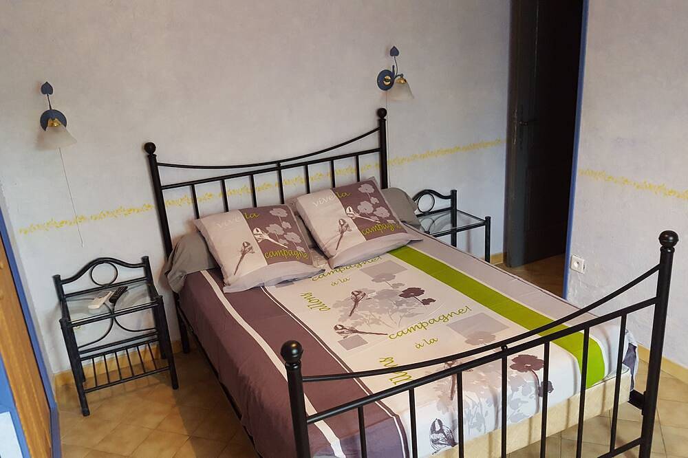 Avignon, freistehende Villa von 110m2 mit privatem Pool, Ball-Feld .. in Sorgues, Vaucluse