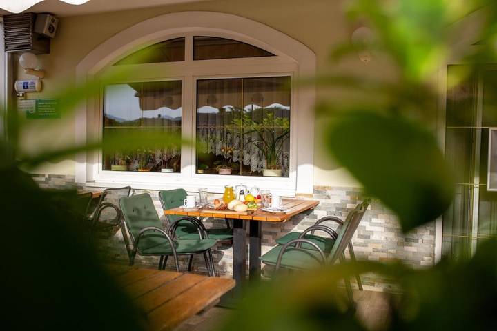 Casa de huéspuedes para 4 personas, con vistas y jardín, Se admiten mascotas en Bled