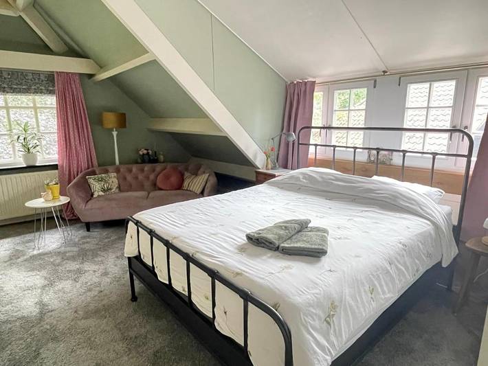 Location de vacances pour 2 personnes, avec Terrasse et Jardin dans Rijsbergen - 2