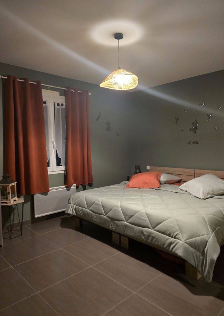 Chambres d'hôtes de la Parée Verte - Chambre "La Foret" in Saint-Jean-de-Monts, Vendée