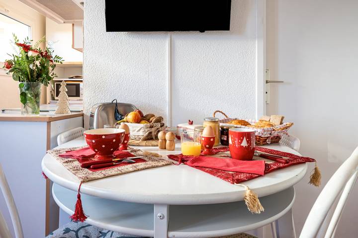Gîte pour 4 personnes, avec balcon et piscine à Saint-Laurent-en-Grandvaux - 2