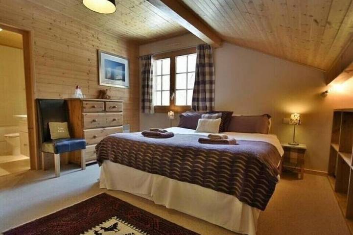 Chambre d’hôte pour 3 personnes, avec jacuzzi ainsi que piscine et jardin à Morillon - 2