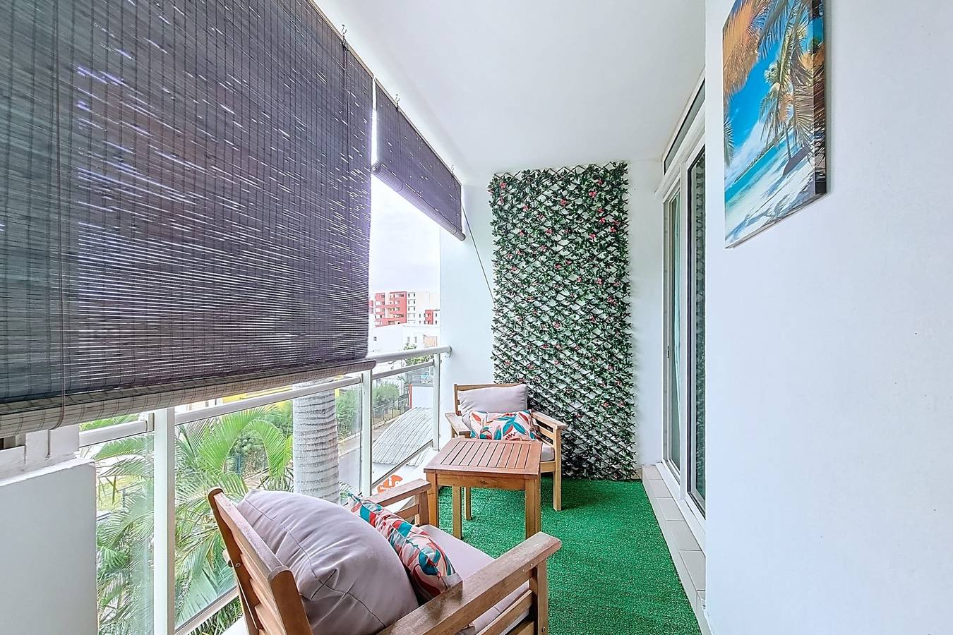 Studio entier, Natur’Azur - Sainte-Clotilde - Patio in Sainte-Clotilde, Saint-Denis (Réunion)
