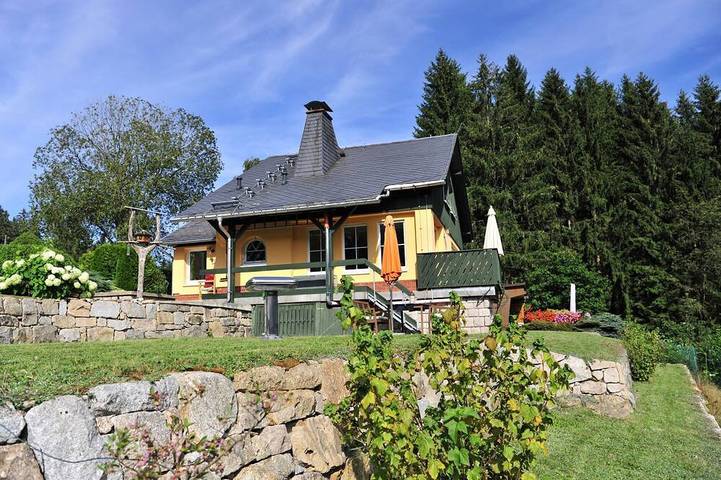 Ferienhaus für 7 Personen, mit Garten und Balkon sowie Sauna - 1
