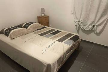 Villa pour 10 Personnes dans La Chapelle-de-la-Tour, Région de La Tour-du-Pin, Photo 4