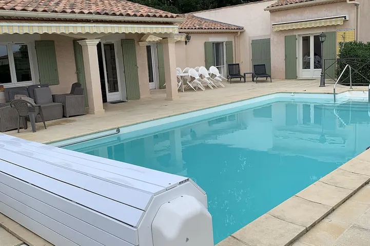 Villa pour 8 personnes, avec jardin - 1