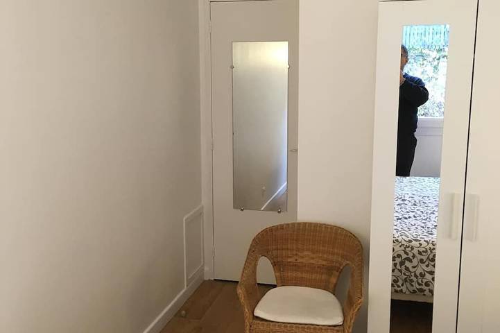 Gîte pour 4 personnes, avec piscine ainsi que terrasse et jardin dans Casino De Brides Les Bains - 3