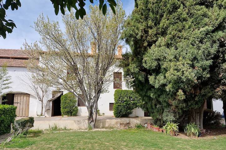 Gîte pour 4 personnes, avec jardin et piscine - 1