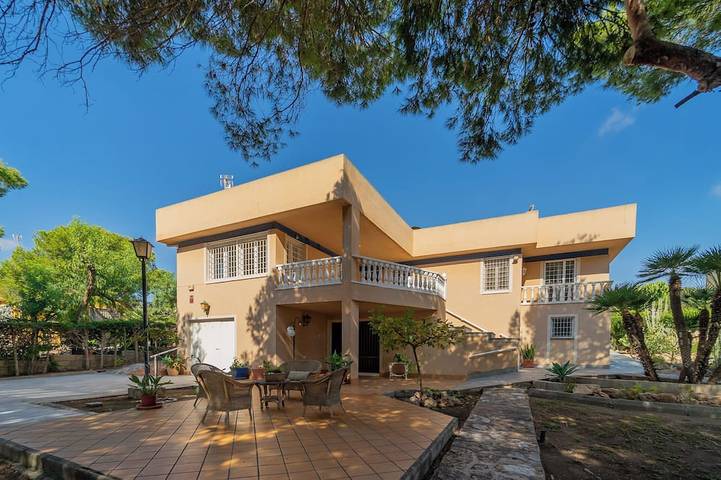 Chalet für 15 Personen, mit Terrasse und Garten, mit Haustier