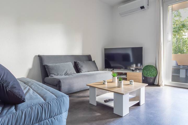 Ganze Wohnung, Ferienwohnung für 4 Personen mit Balkon in Ajaccio, Golfe D'Ajaccio