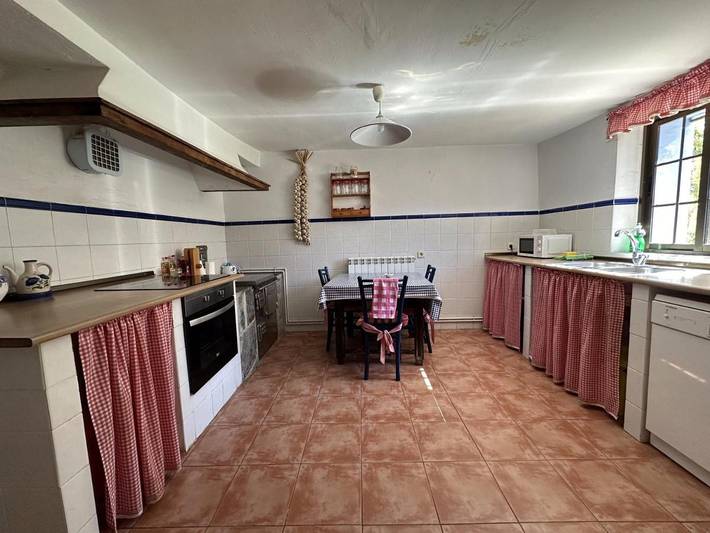 Casa rural para 15 personas, con Balcón además de Terraza y Jardín en Suellacabras - 2