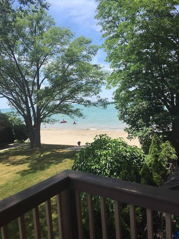Ganze Wohnung, Entspannen Sie sich und genießen Sie den Strand! Benutzung von Kajak, Paddelboot und Paddle Board inklusive! in Chautauqua County