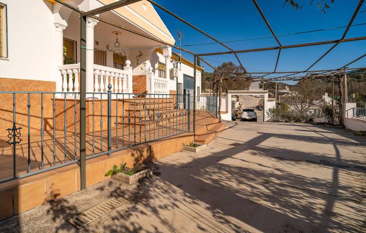 Paraíso sereno con piscina, chimenea y barbacoa in Iznájar, Sierras Subbéticas