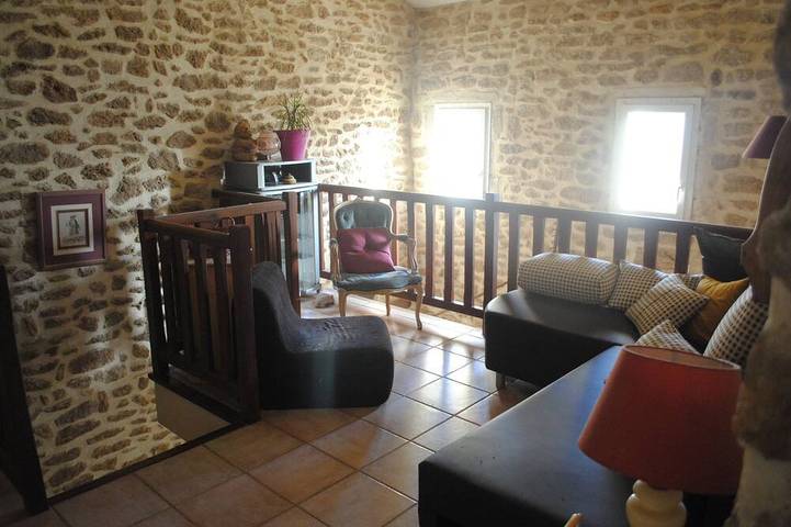 Gîte pour 8 personnes, avec jardin à Bouchet - 4